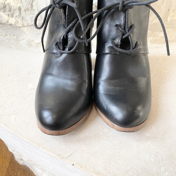 Anna Black Vegan Leather Stacked Heel Lace Up Ankle Booties Size 7.5 - Picture 4 of 7